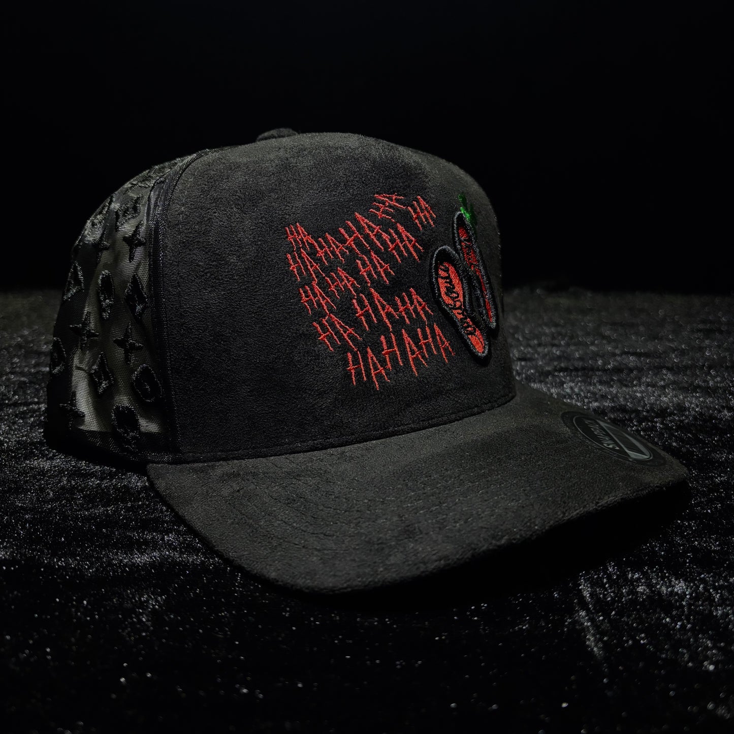 Snapback / Loubutin