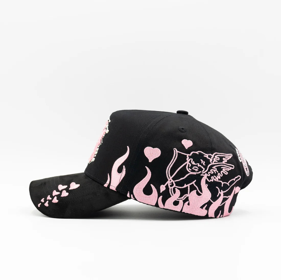 31 Hats - NY Pearls in Love