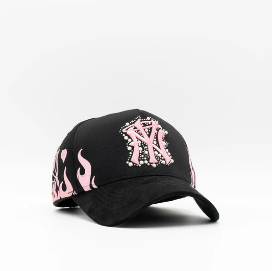 31 Hats - NY Pearls in Love