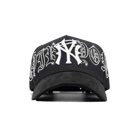 31 Hats - NY Crystals White