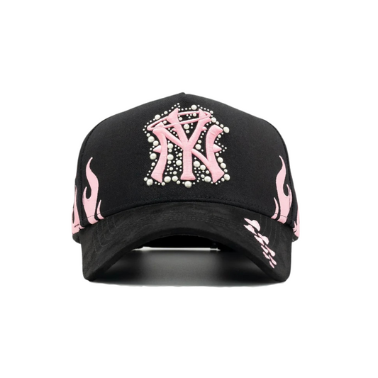 31 Hats - NY Pearls in Love